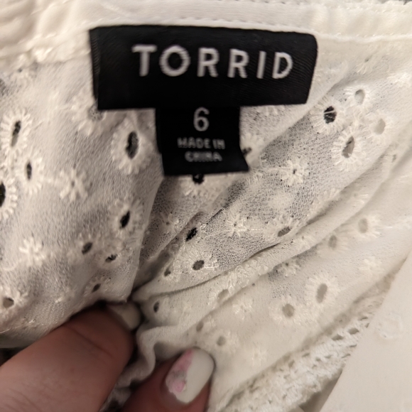 Torrid 6X Chiffon Clip Dot Tonic - Picture 2 of 6